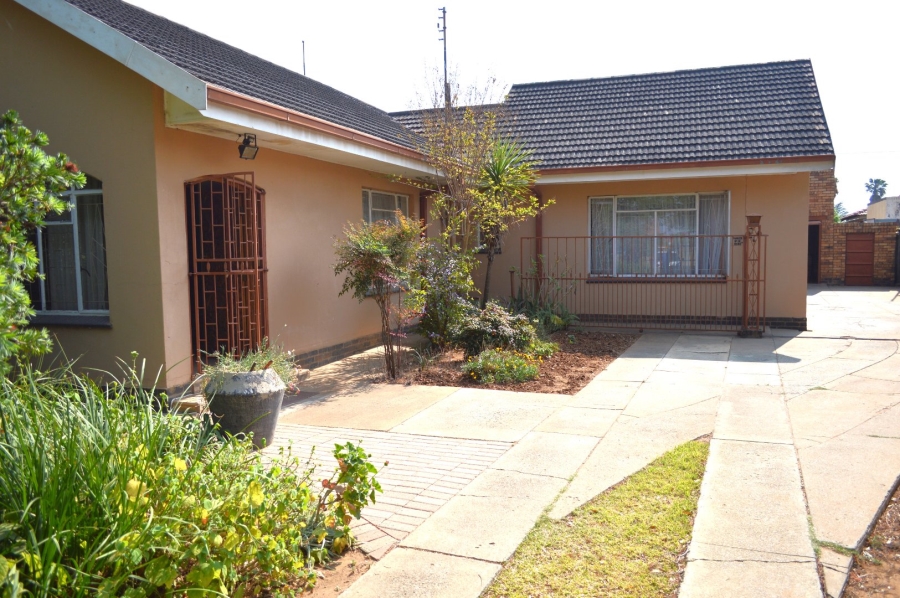 4 Bedroom Property for Sale in Ellaton North West